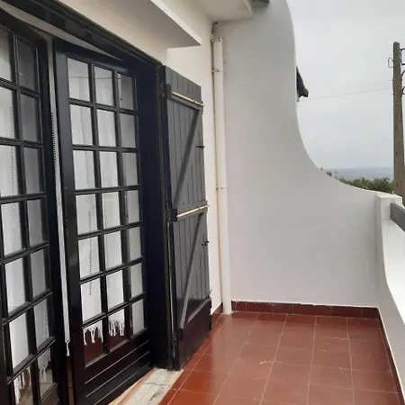 Linda Apartament *